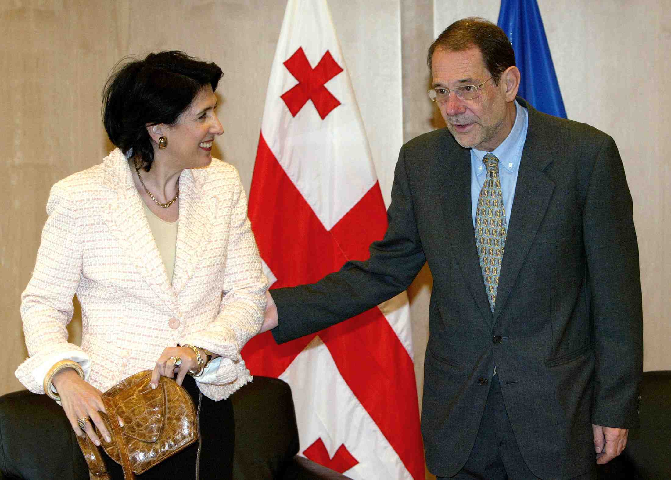 La franco-georgienne salome zourabichvili pourrait devenir presidente de georgie