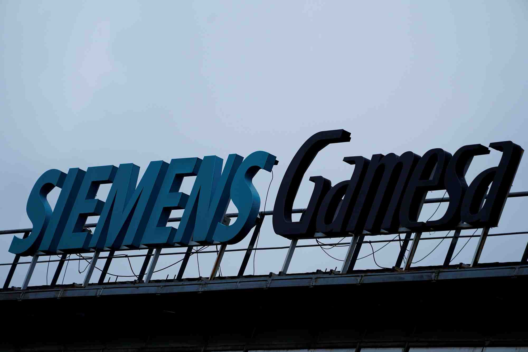 Siemens gamesa envisage de supprimer pres de 2.500 emplois, selon des sources