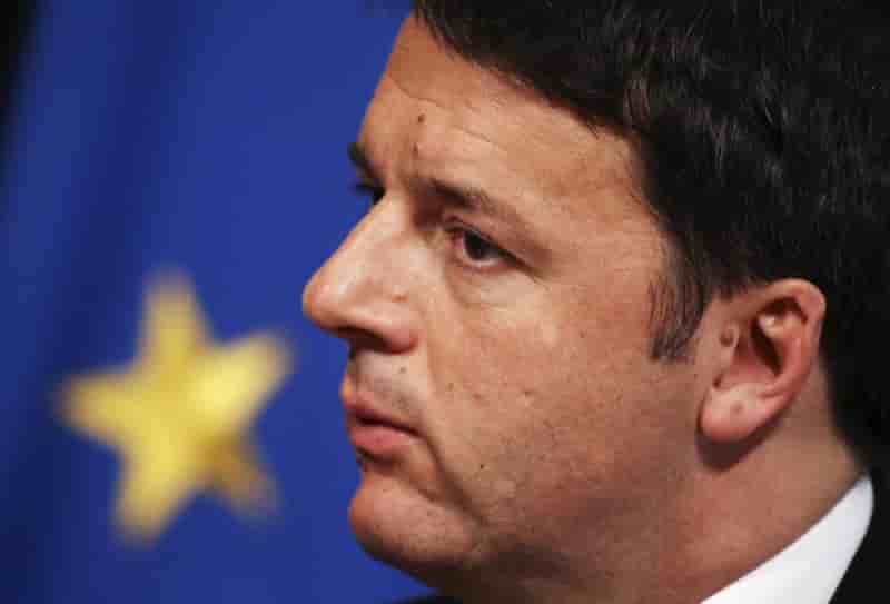 Renzi pourrait quitter ses fonctions si le referendum sur son projet constitutionnel echoue