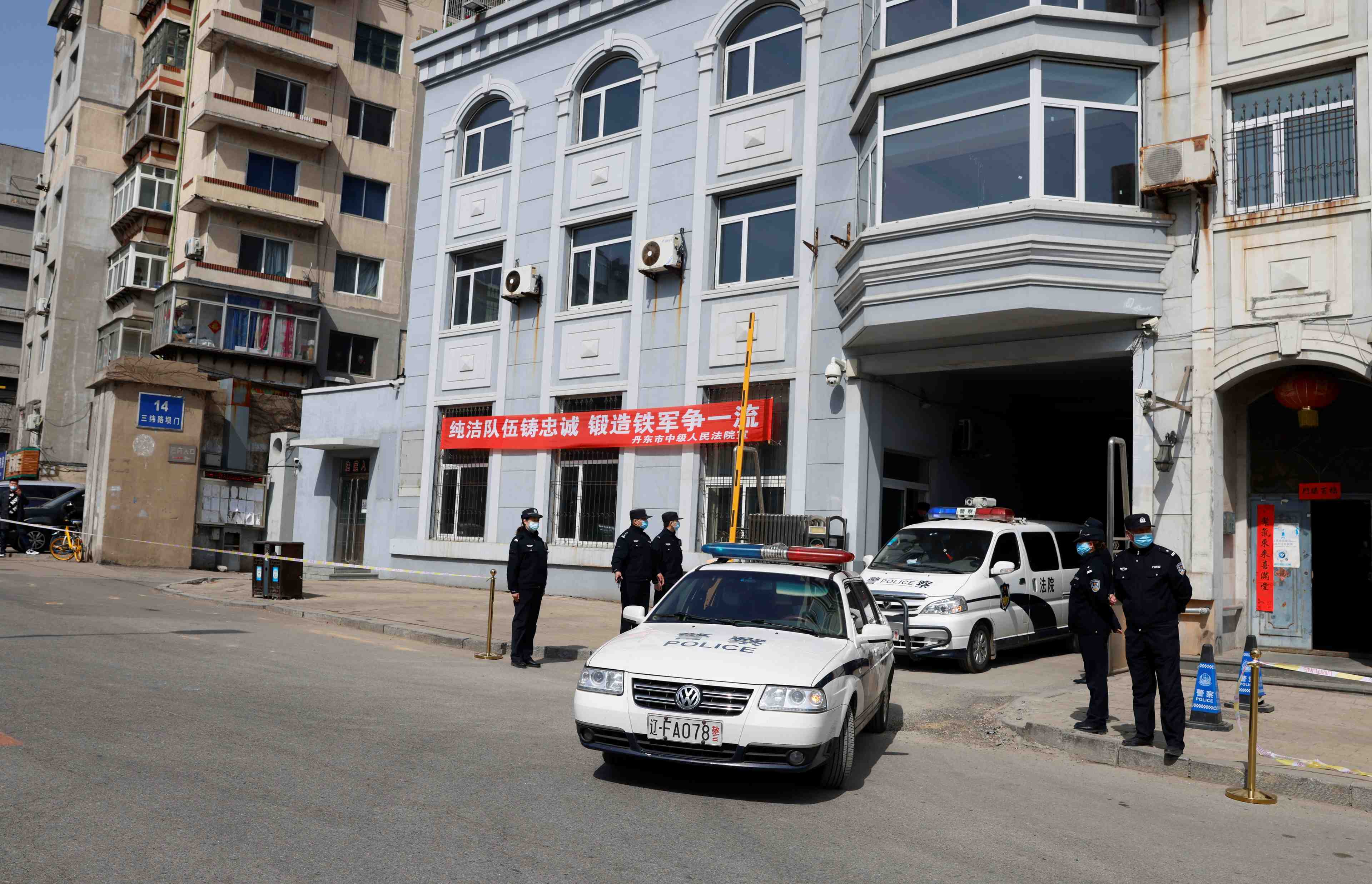 Ouverture du proces d'un des ressortissants canadiens detenus en chine