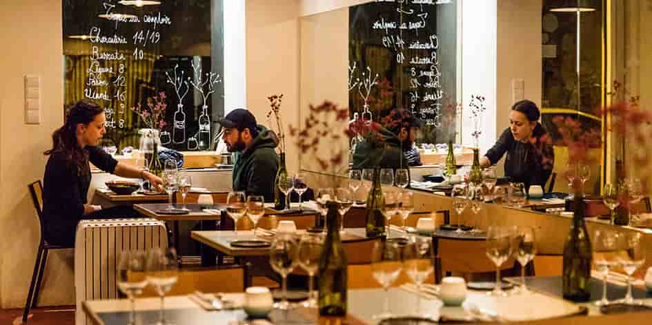 Au Sybaris, rue des Archives, à Paris.