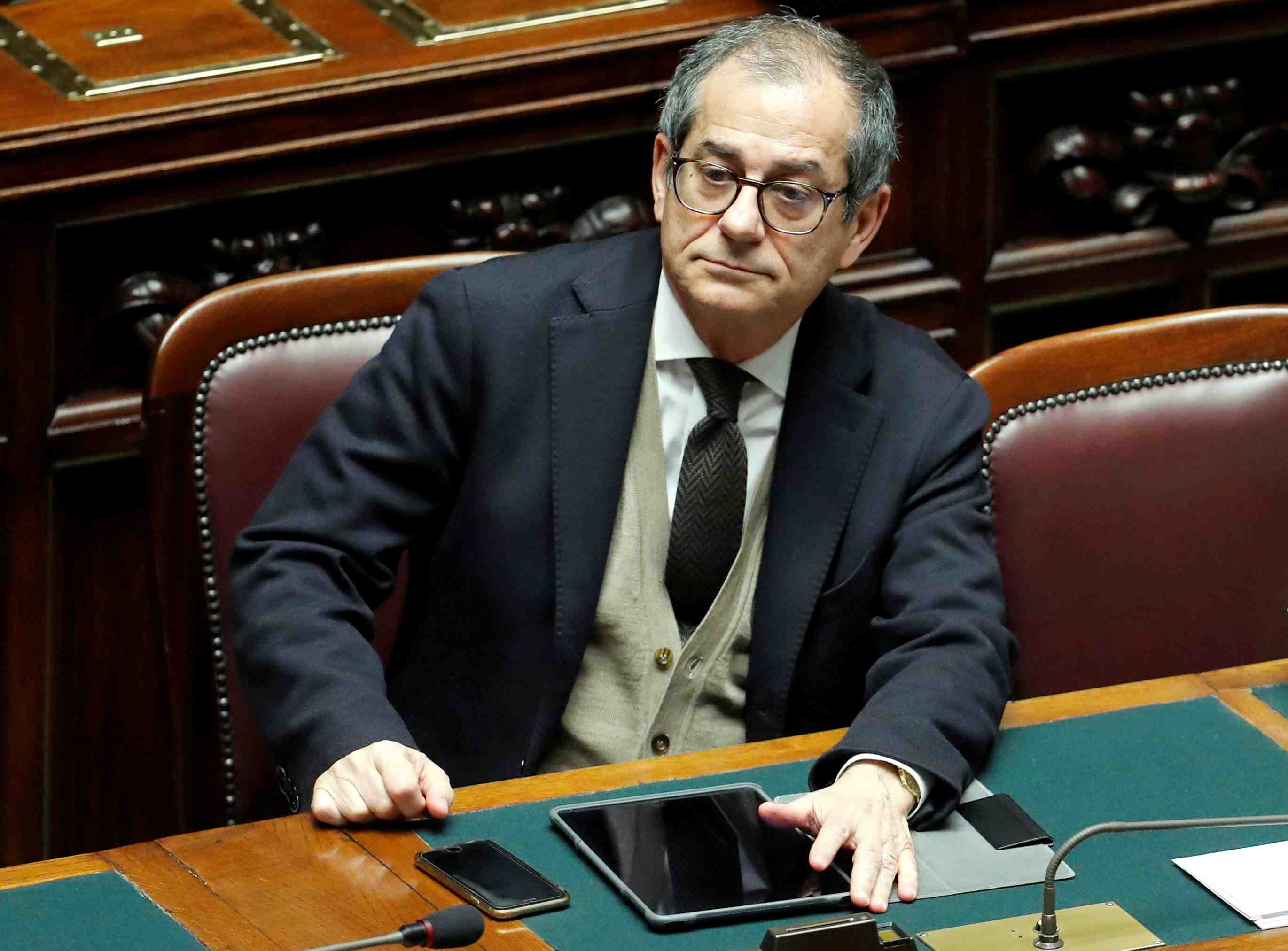 Italie: tria voit des signes encourageants pour l'economie