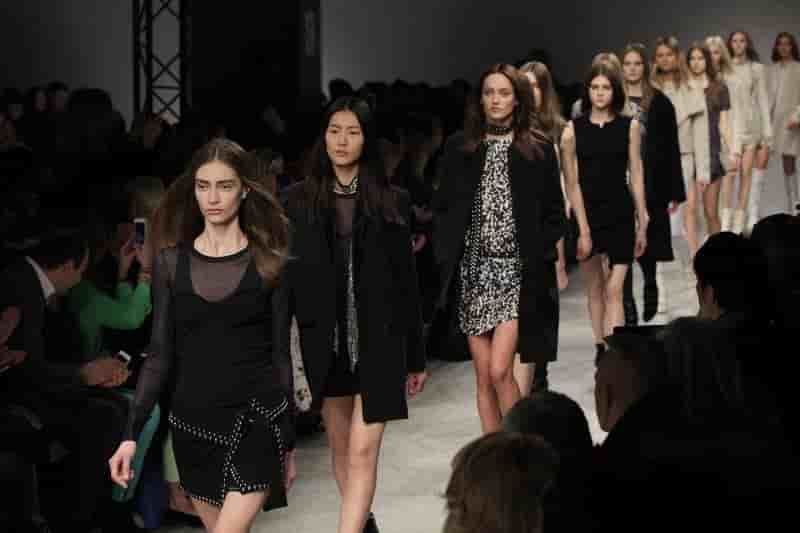 Montefiore prend 51% de la marque de mode isabel marant
