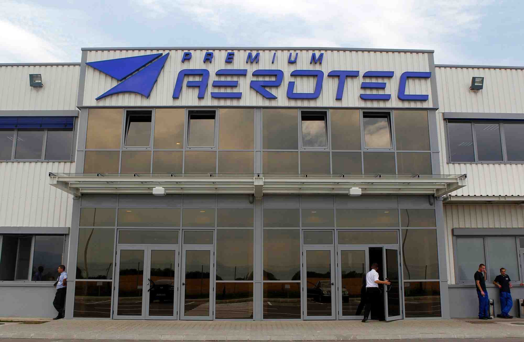 Airbus ne negocie plus la vente de premium aerotec