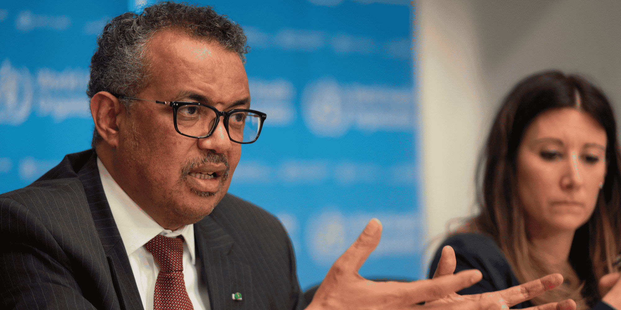 « Nous avons un message simple pour tous les pays du monde : testez, testez, testez », martèle le directeur général de l'OMS Tedros Adhanom Ghebreyesus.