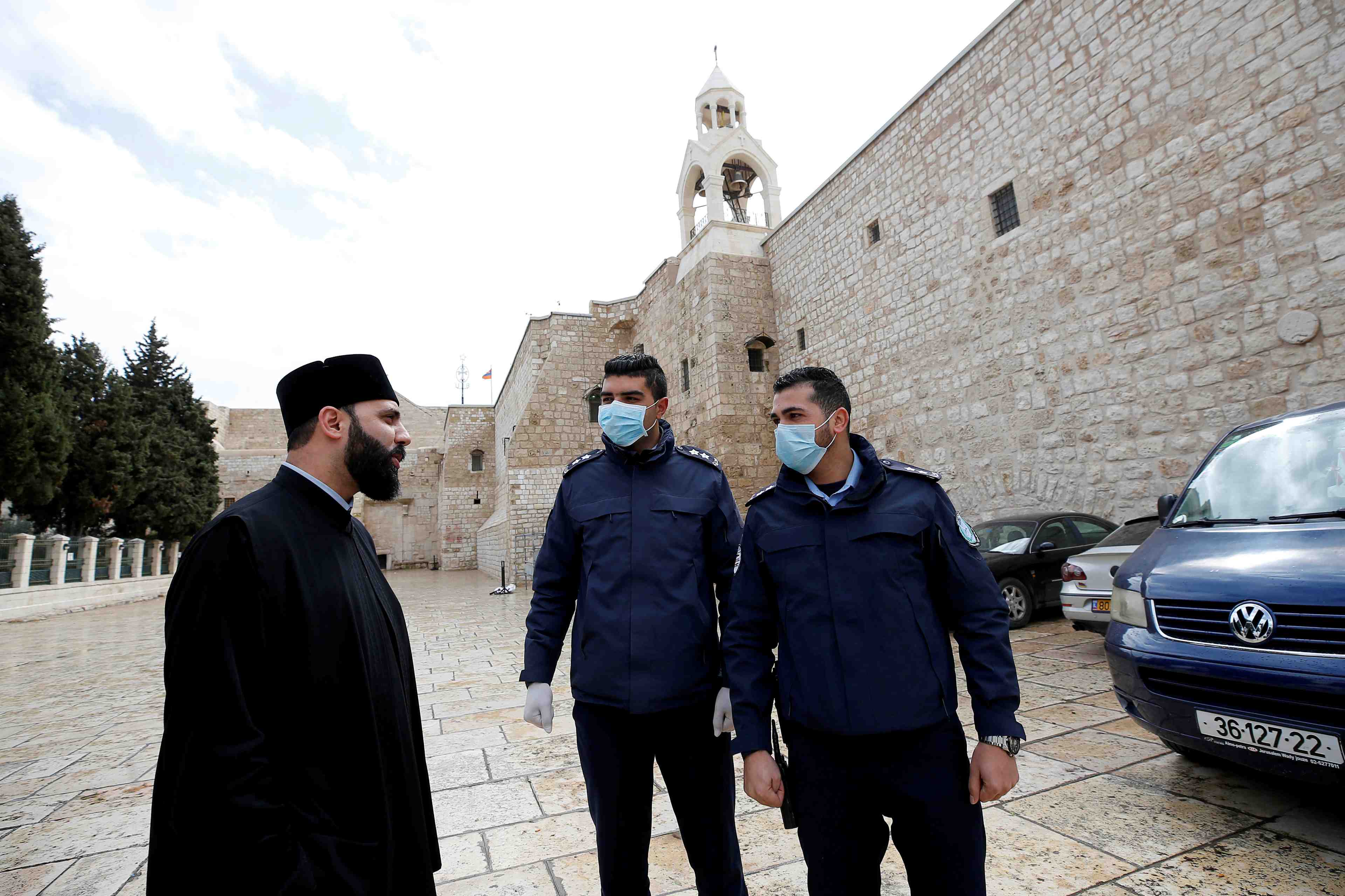 Premier deces lie au coronavirus dans les territoires palestiniens