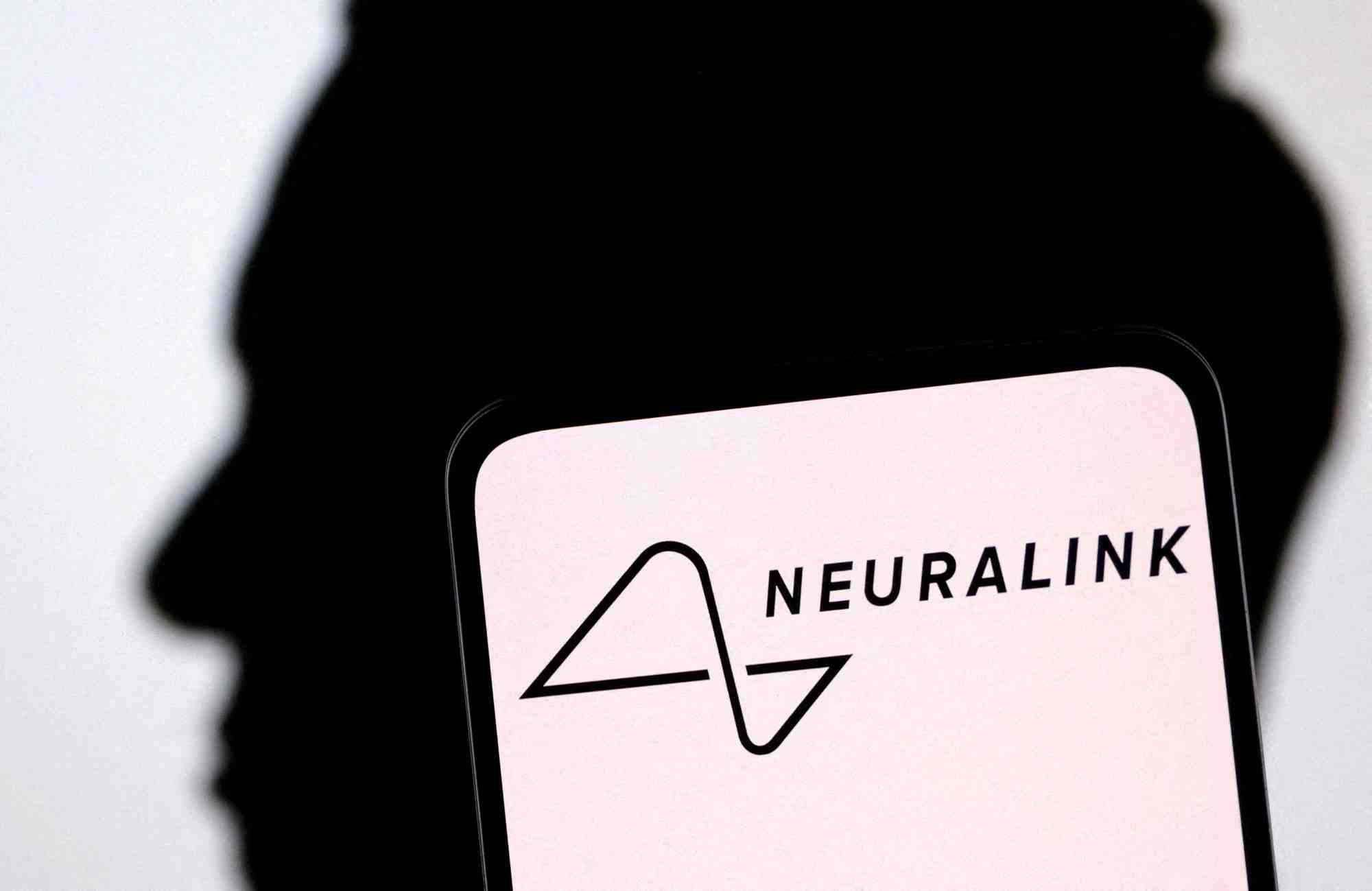 Illustration du logo neuralink et de la silhouette d'elon musk