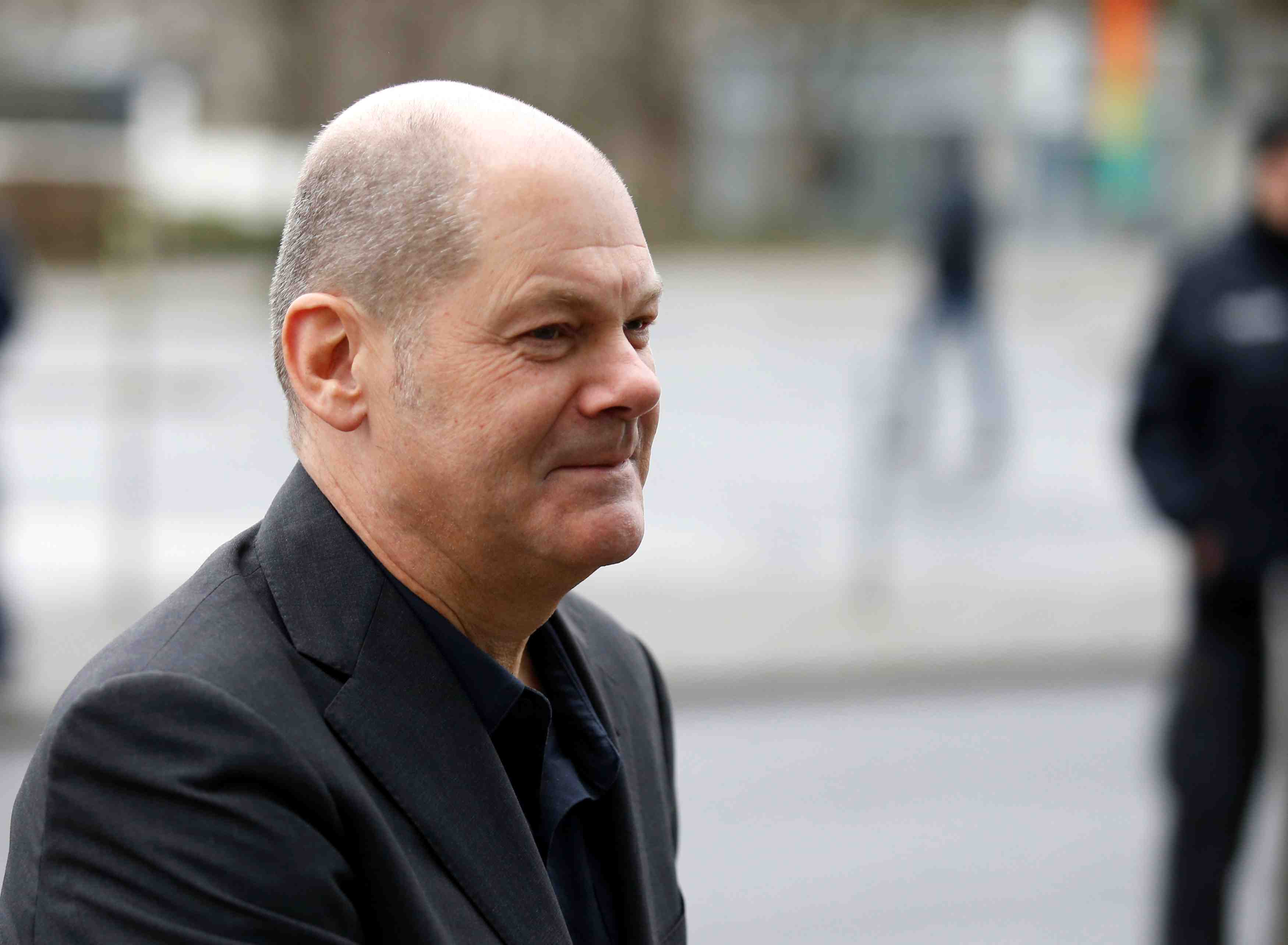 Berlin n'a pas a dicter la politique economique de la zone euro declare scholz