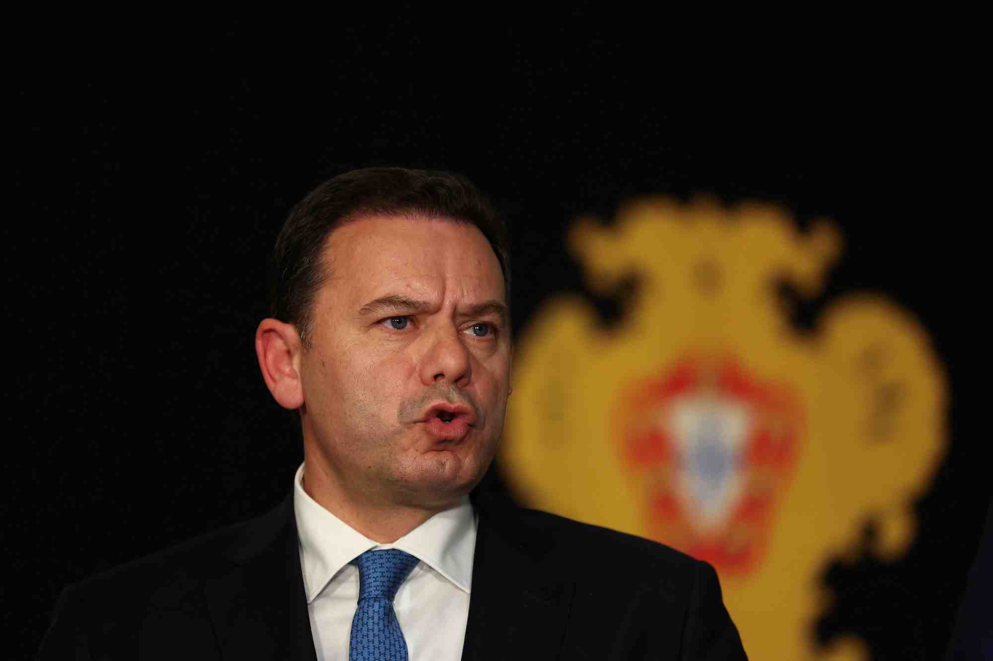 Luis montenegro, le chef de file de la coalition portugaise de centre-droit de l'alliance democratique