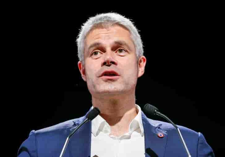 Des dissonances a droite sur les "fiches s"