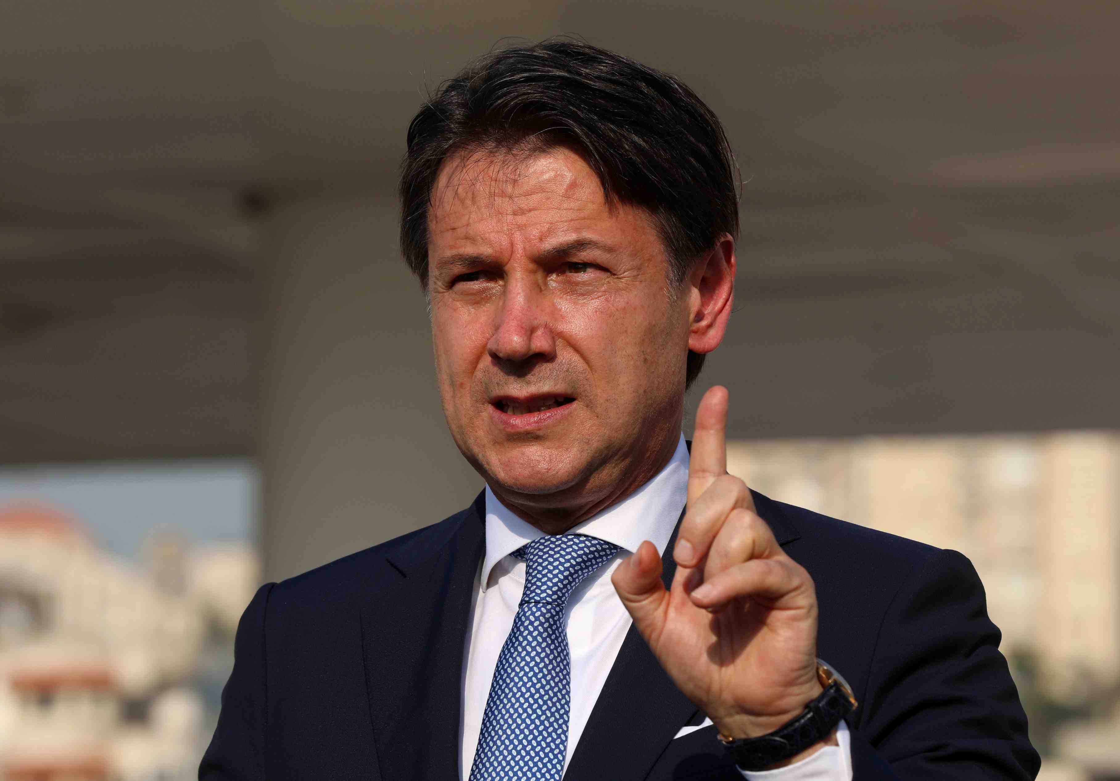 Poutine a promis une commission d'enquete sur navalny, dit conte