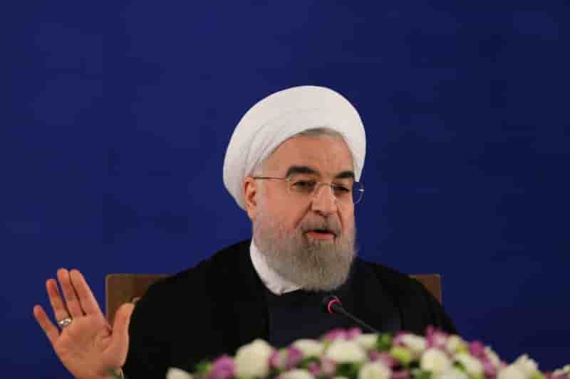 Iran: ali khamenei apporte son sceau au second mandat de rohani