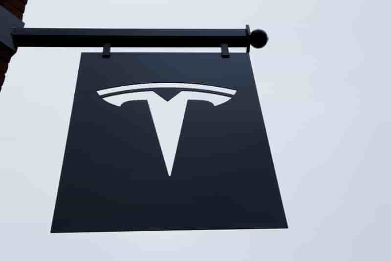Usa: citron research porte plainte contre tesla