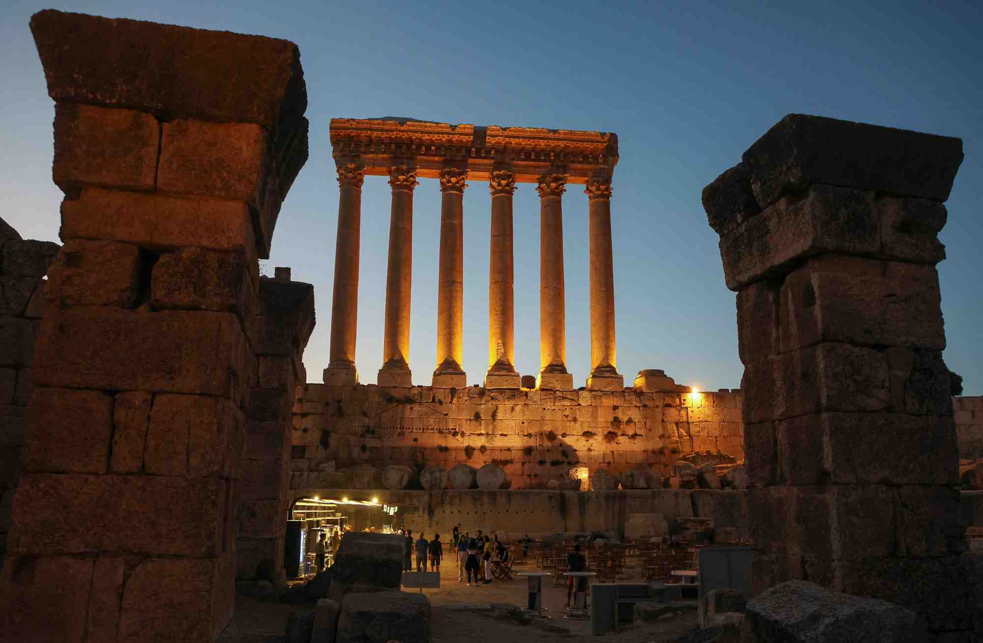 Une vue des ruines historiques de baalbeck