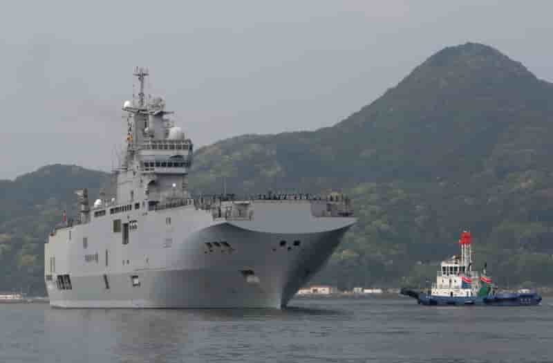Report d'un exercice de debarquement francais dans le pacifique