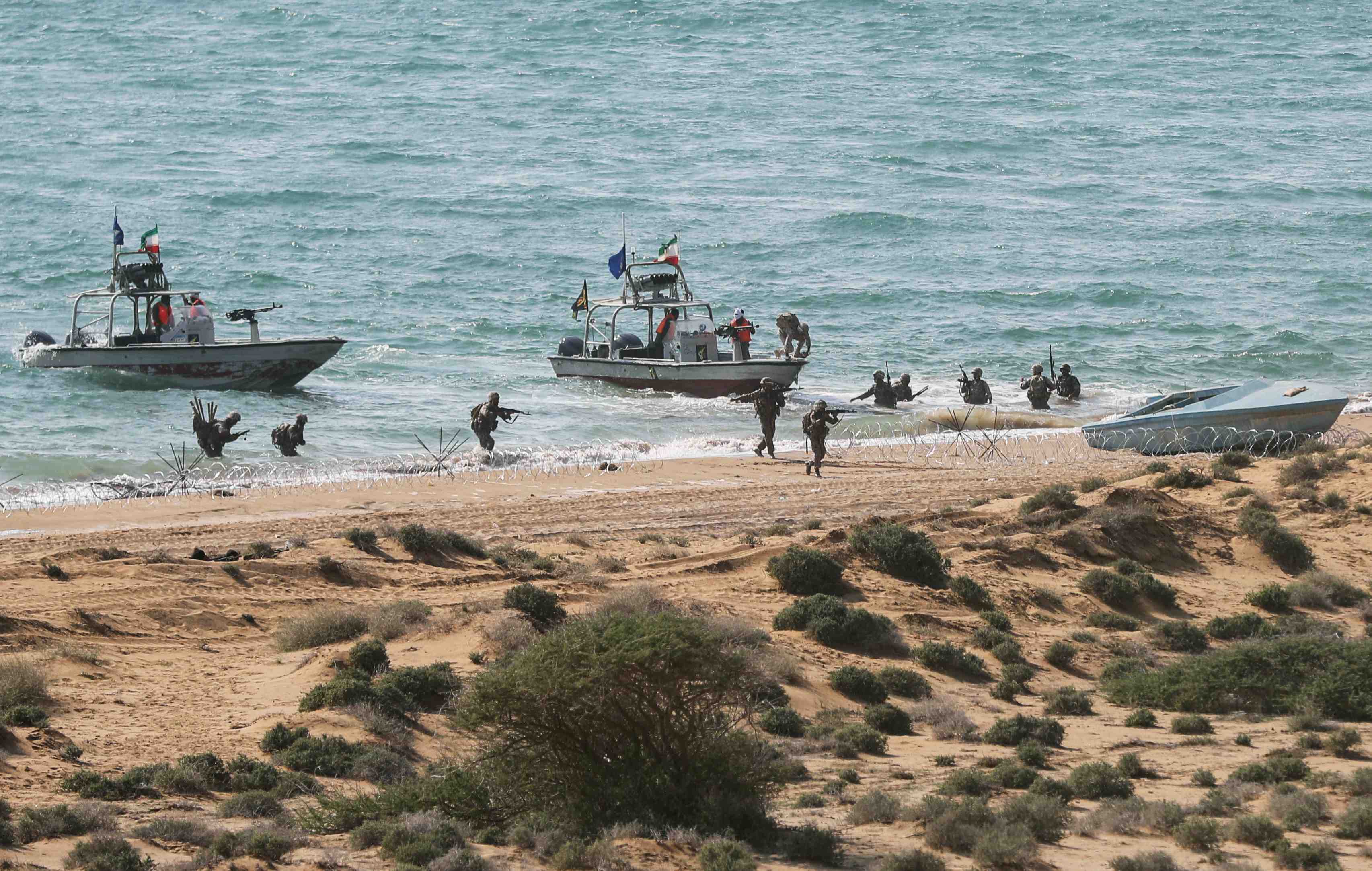 Iran: manoeuvres de gardiens de la revolution dans le golfe