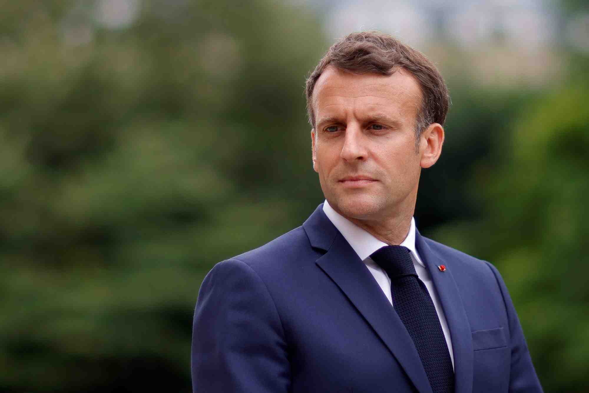 Lgbt: macron denonce la loi hongroise, "non conforme aux valeurs de l'ue"