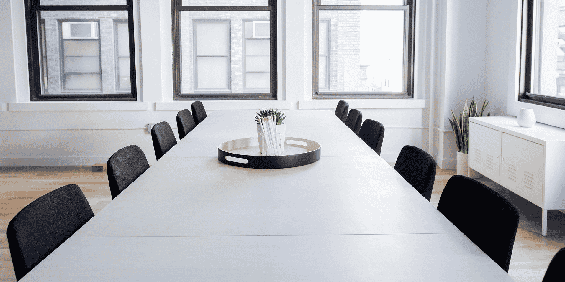 bureaux vides, travail, emploi, recrutement