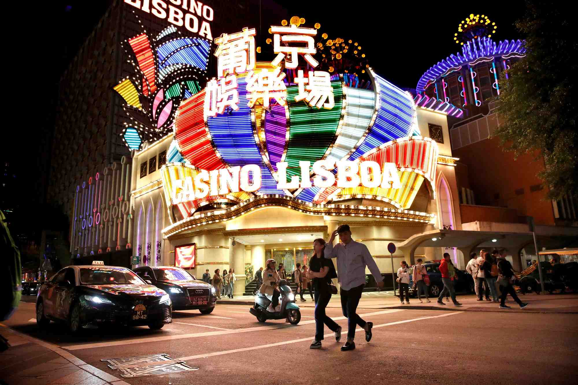 Un hotel-casino de macao confine apres un cas de covid-19