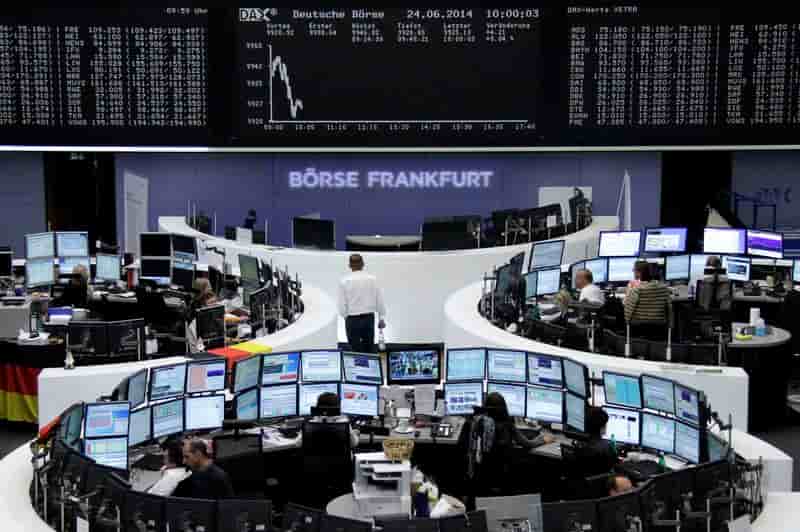 Les Bourses européennes en ordre dispersé à la mi-séance