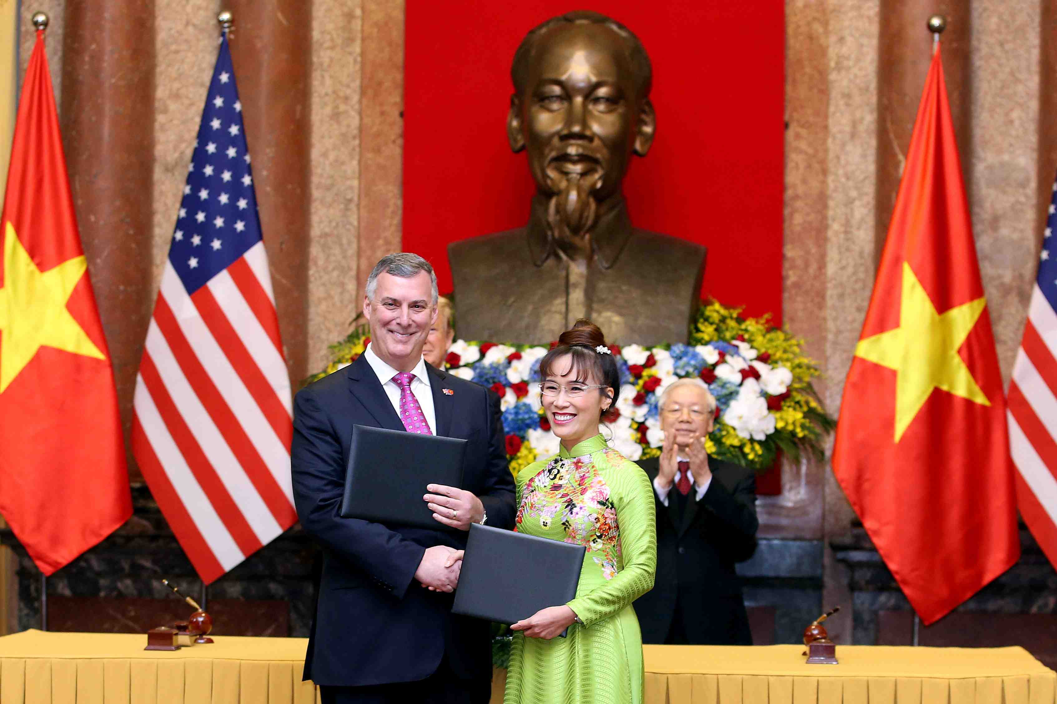 Vietjet commande 100 avions 737 max a boeing