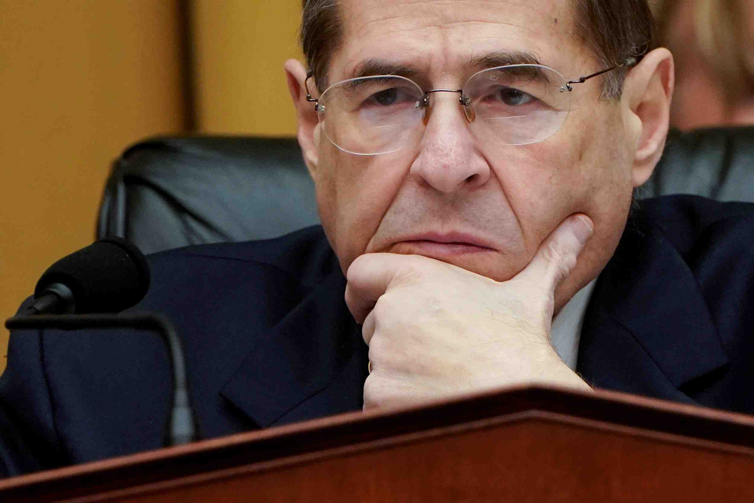 Des tenors democrates laissent l'option d'un "impeachment" sur la table
