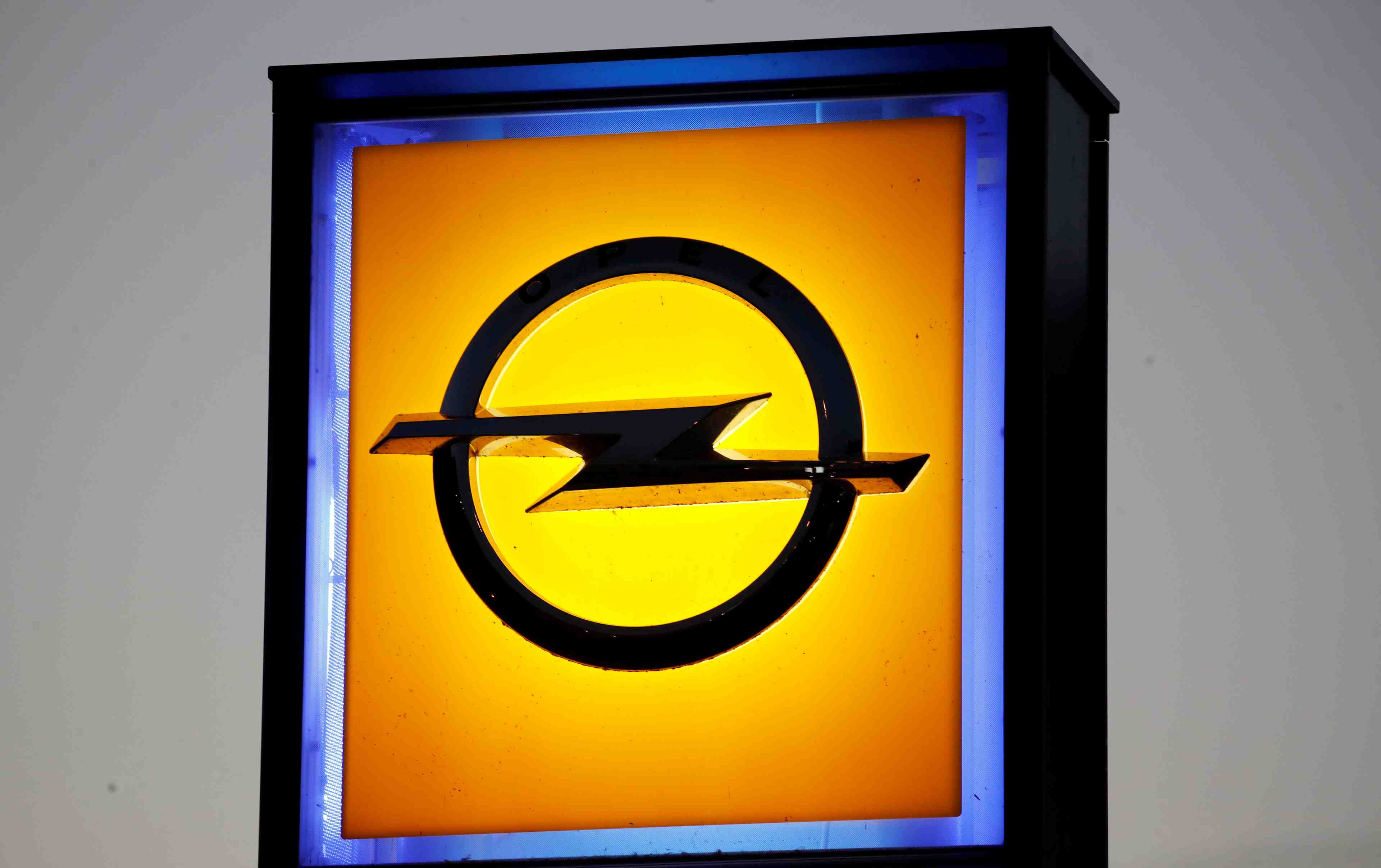 Opel veut supprimer 350 a 400 emplois a vienne