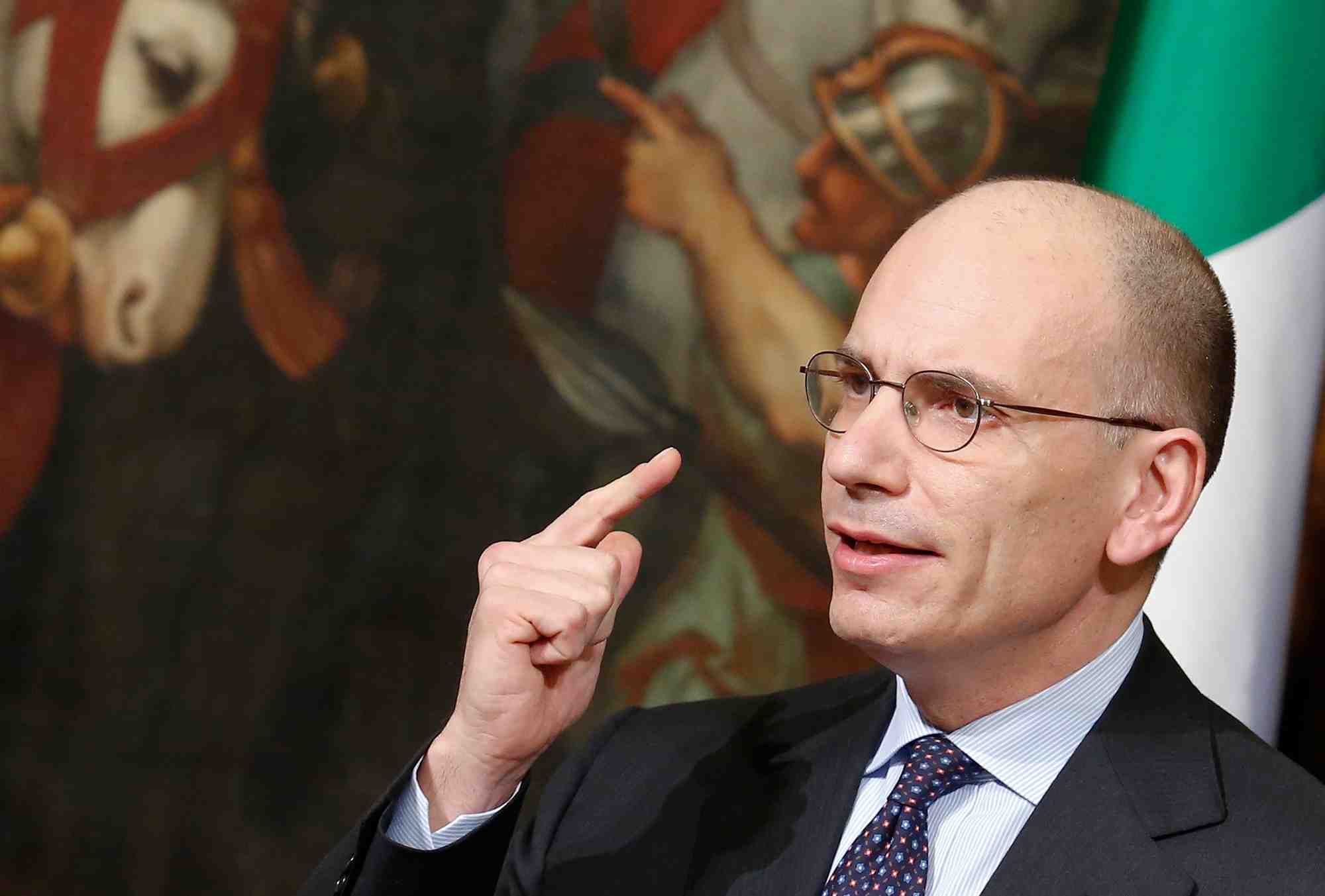 Italie: enrico letta prend la direction du parti democrate