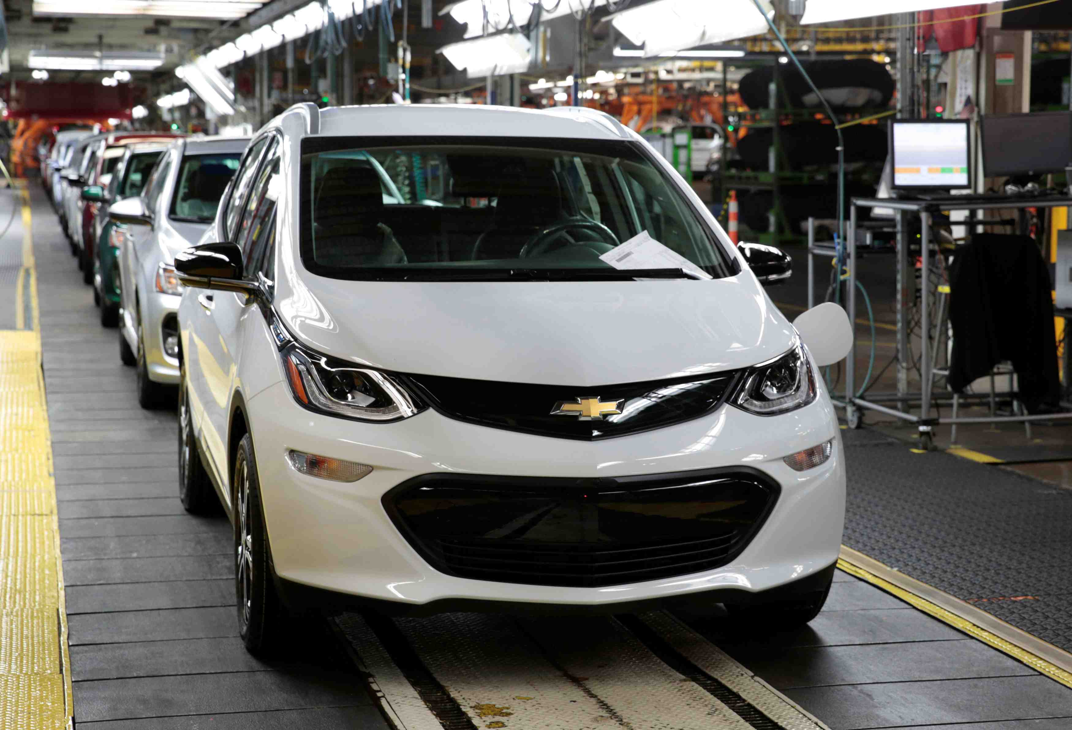 Gm rappelle 73.000 modeles de bolt ev pour un cout d'un milliard de dollars