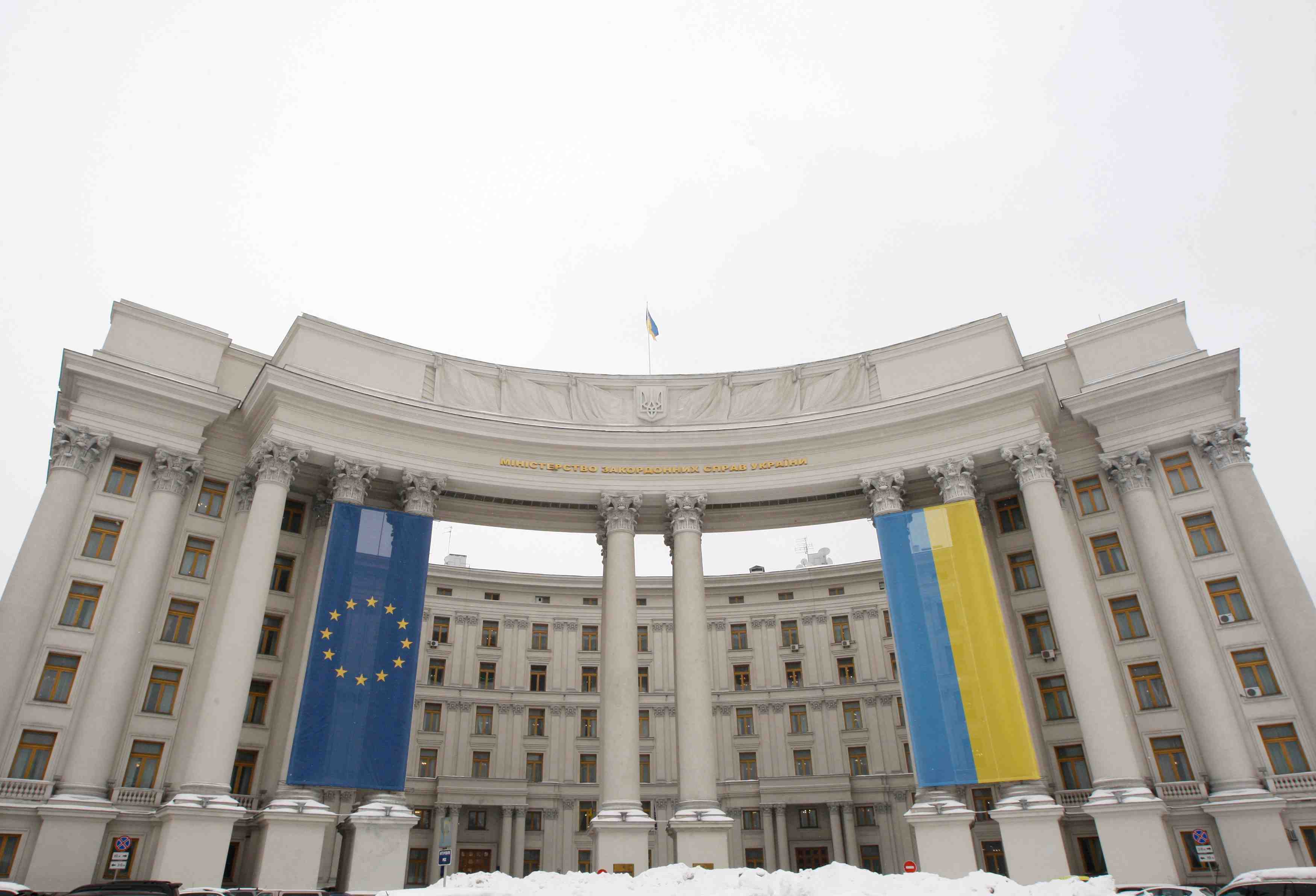 L'ukraine appelle ses ressortissants a quitter la russie