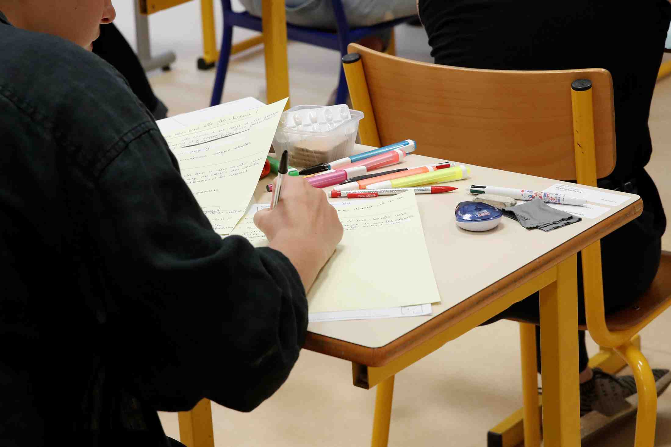 Treize candidats au bac interpelles pour des fuites
