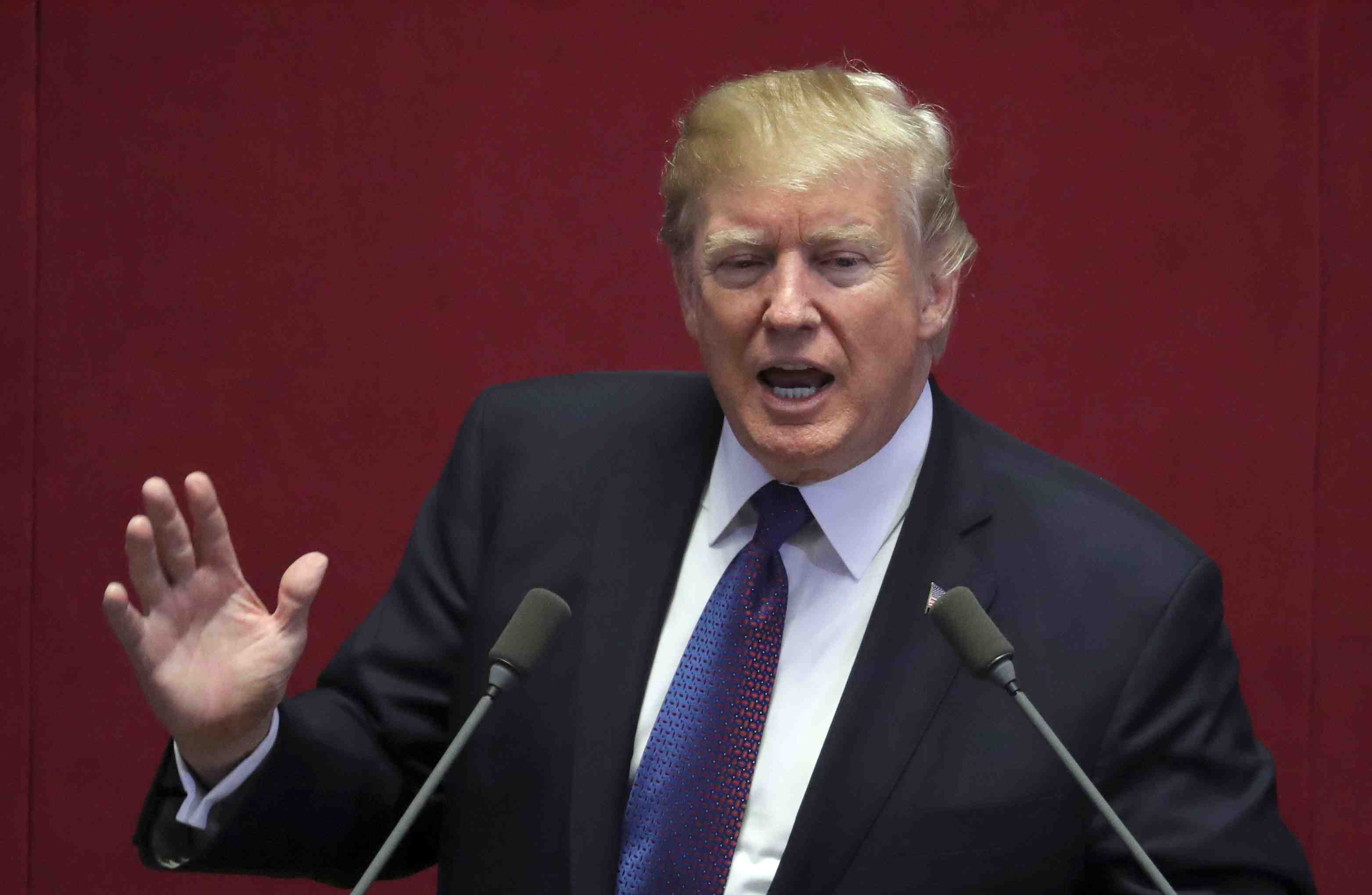 Depuis seoul, trump met en garde la coree du nord