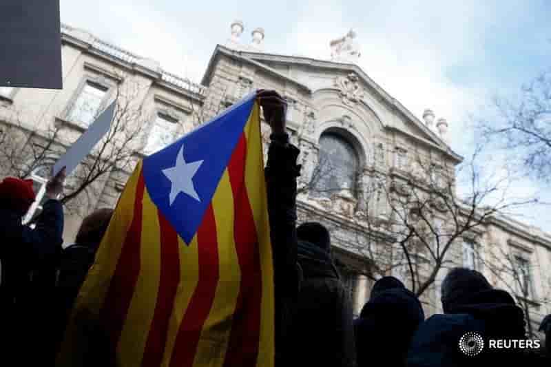 Le president de la catalogne annoncera la date du referendum sur l'independance