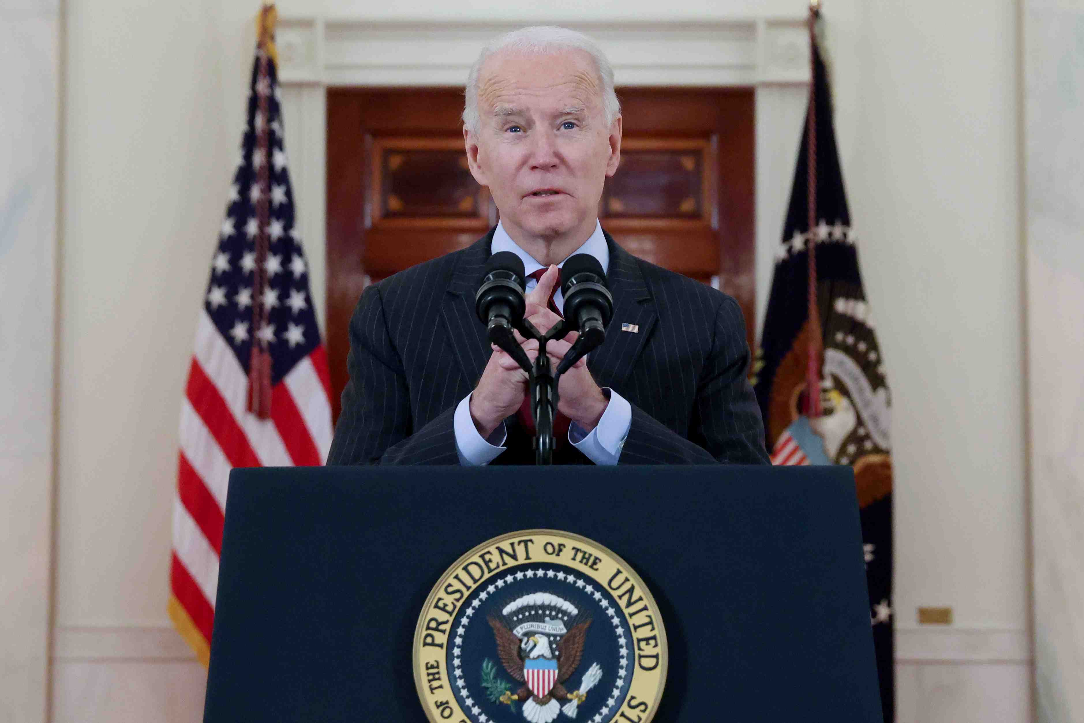 Usa: biden va signer un decret pour remedier a la penurie de semi-conducteurs
