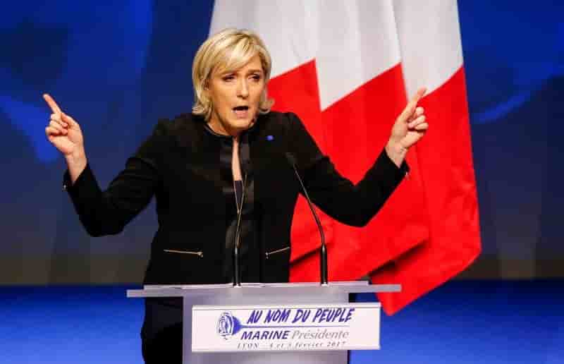 La dynamique le pen inquiete l'elysee et le gouvernement