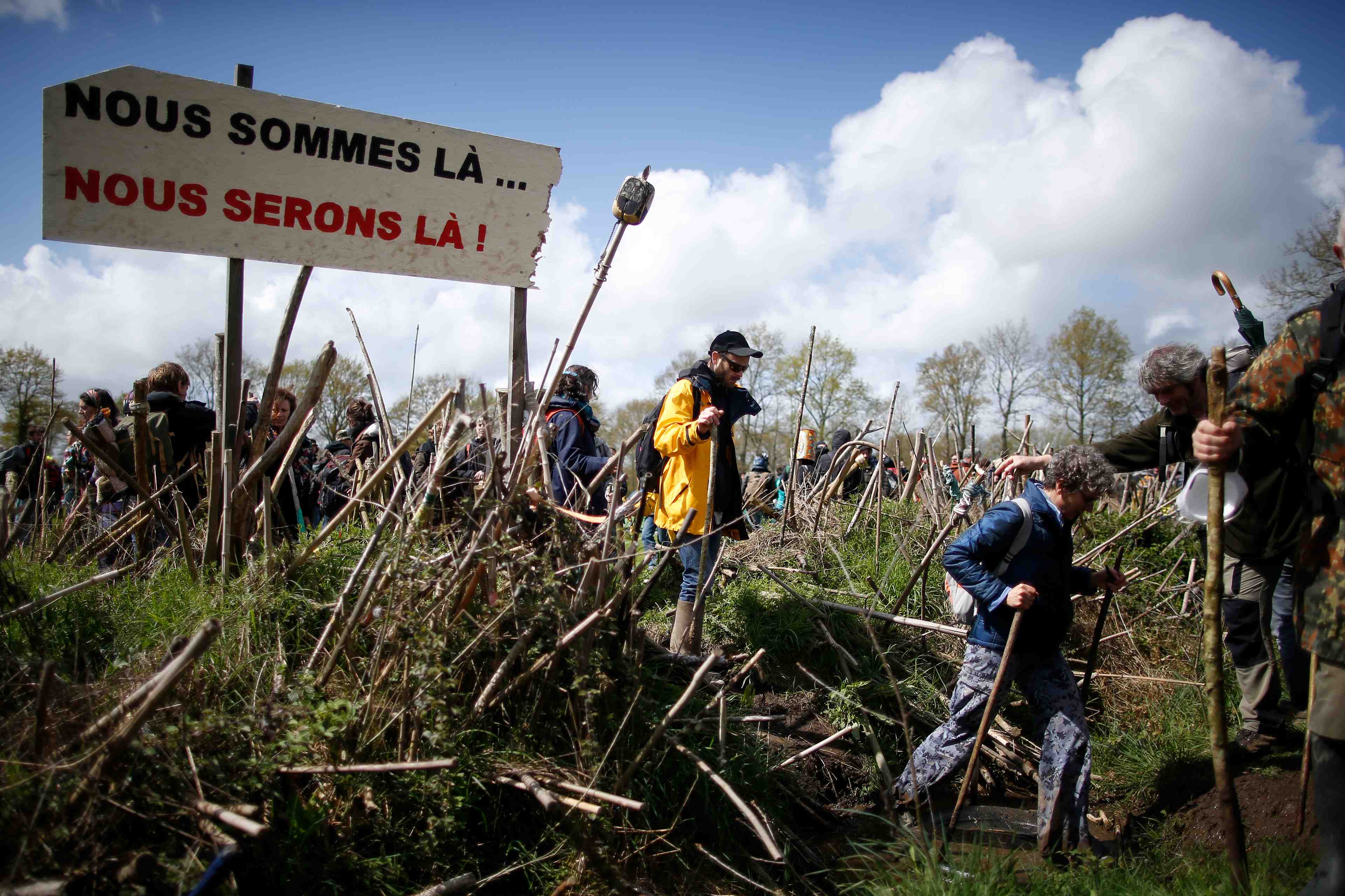 Le face-a-face continue a notre-dame-des-landes