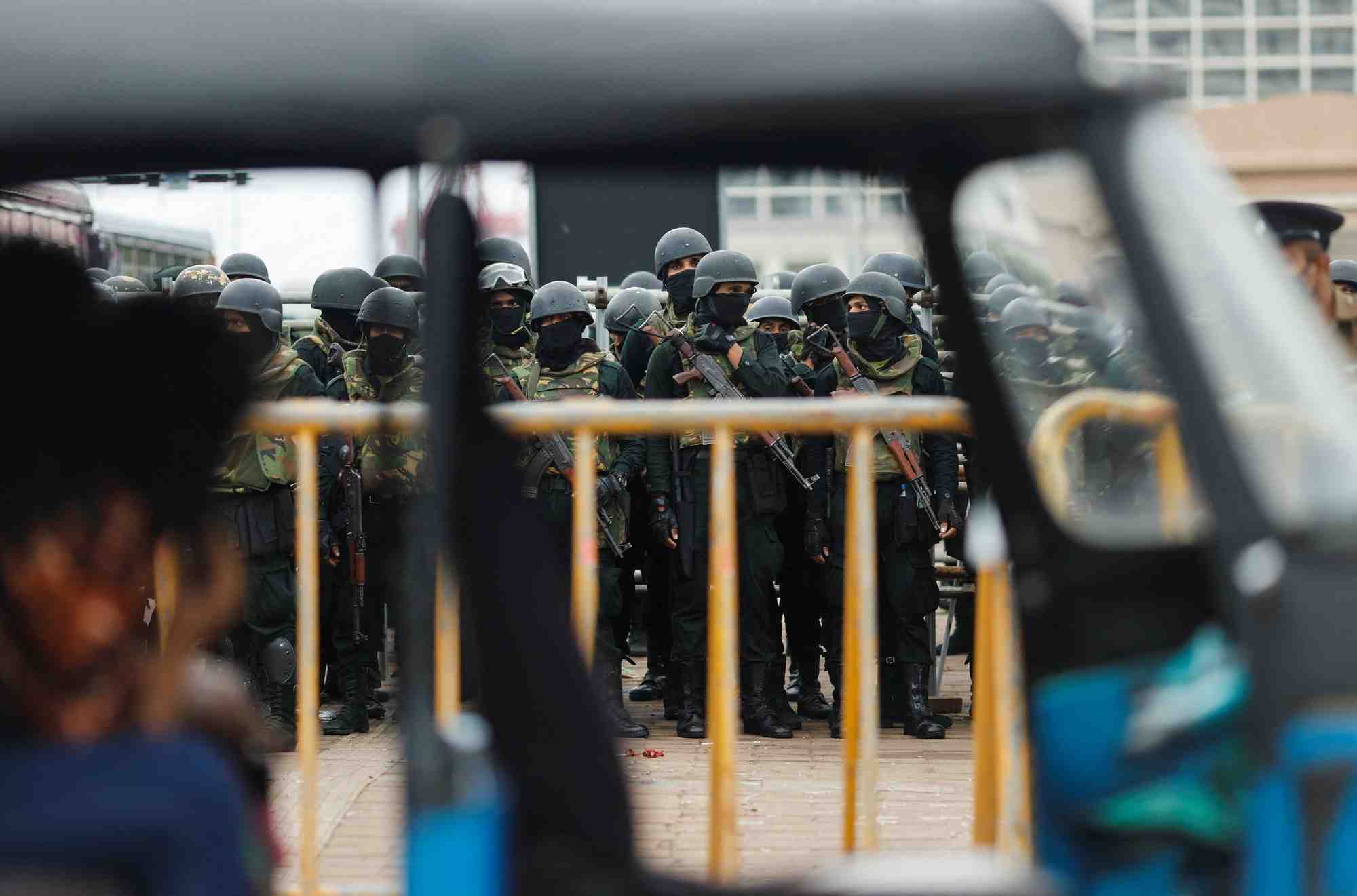 Sri lanka: les forces de securite delogent un camp de manifestants