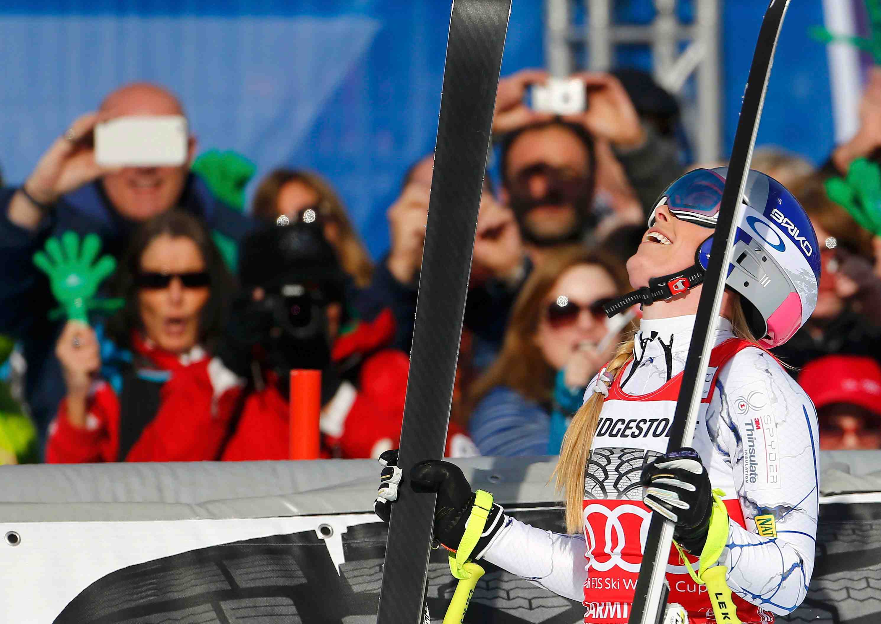 Lindsey vonn, seule au monde a garmisch-partenkirchen
