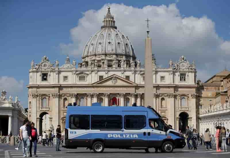 Un italien condamne a 24 ans de prison pour avoir transmis le vih a des dizaines de femmes