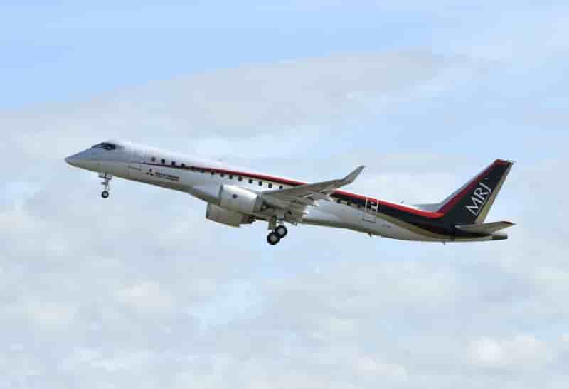 Retarde, le mrj japonais se retrouve face a airbus et boeing