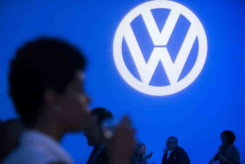 Michel sapin souhaite une enquete europeennes sur les pratiques de volkswagen
