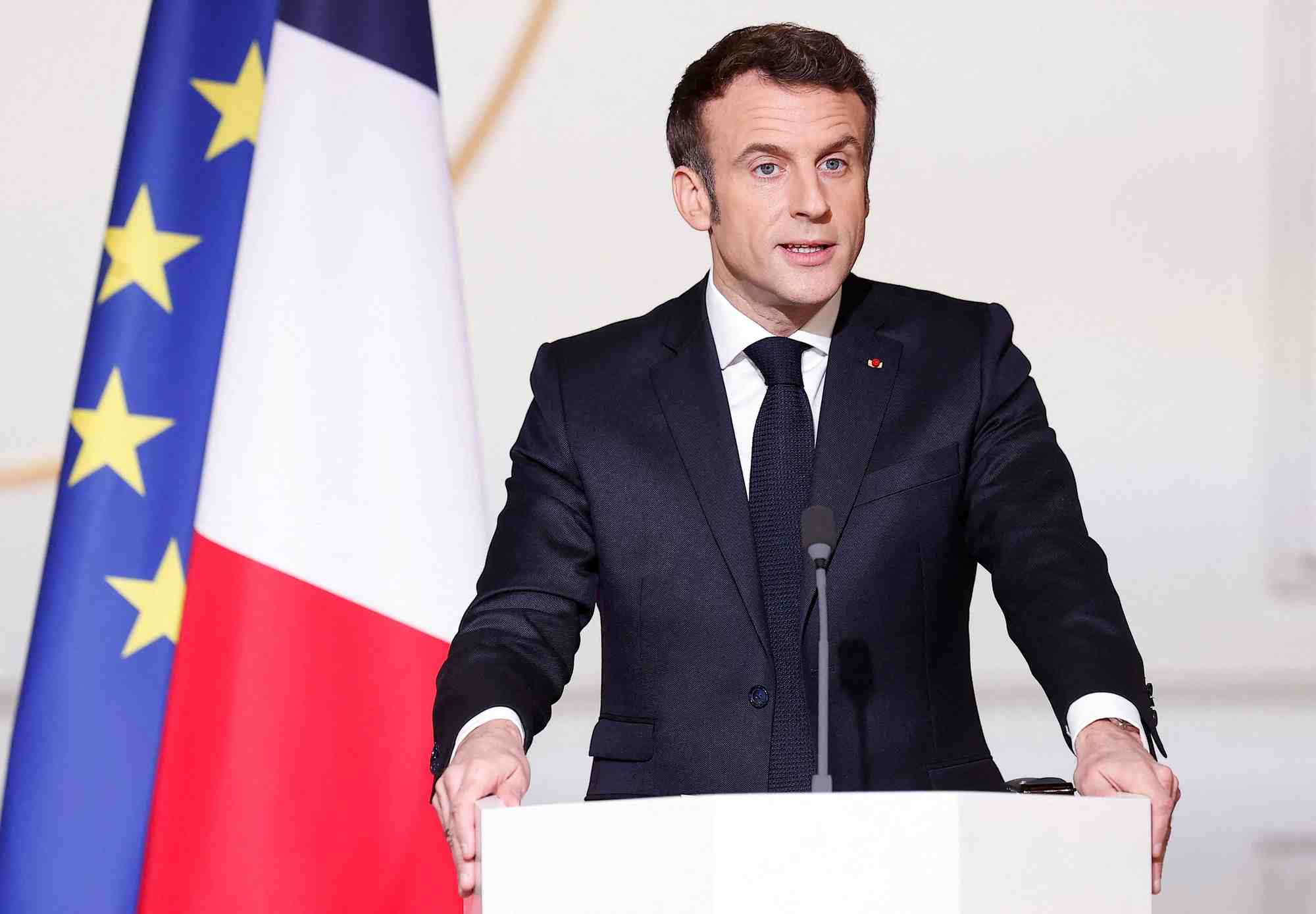 Macron s'exprimera sur l'ukraine a 20h00, annonce l'elysee