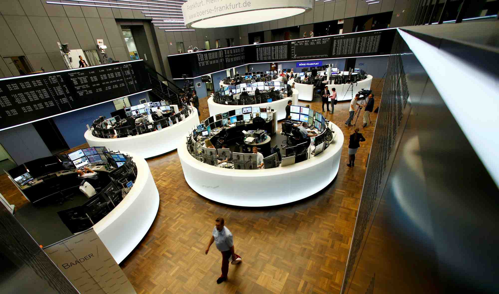 Les actions repartent a la baisse, la bce attendue