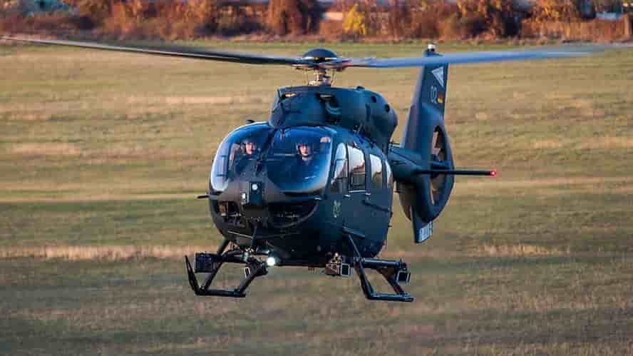 Selon Airbus Helicopters, la flotte mondiale du H145, un appareil bimoteur, totalise plus de sept millions d'heures de vol.