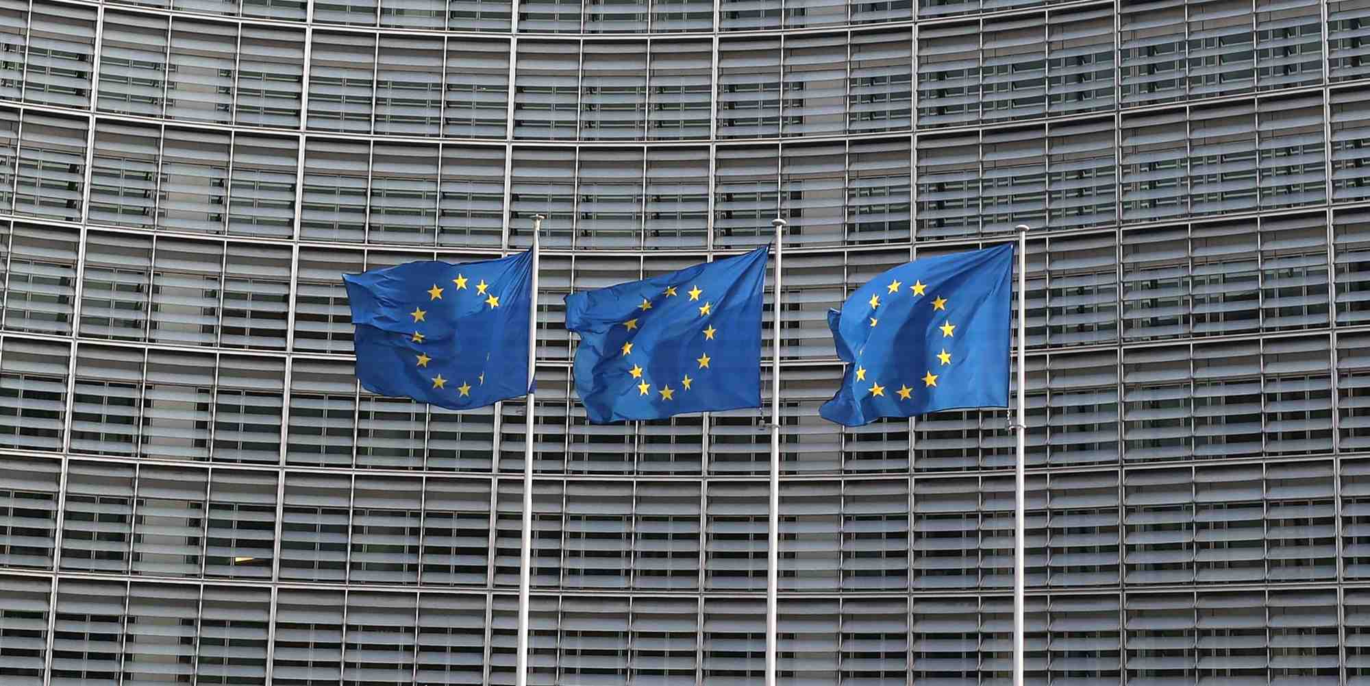 La Commission européenne prévoit de présenter mercredi 26 février une législation « omnibus » pour simplifier des réglementations, dont celle sur le devoir de vigilance.