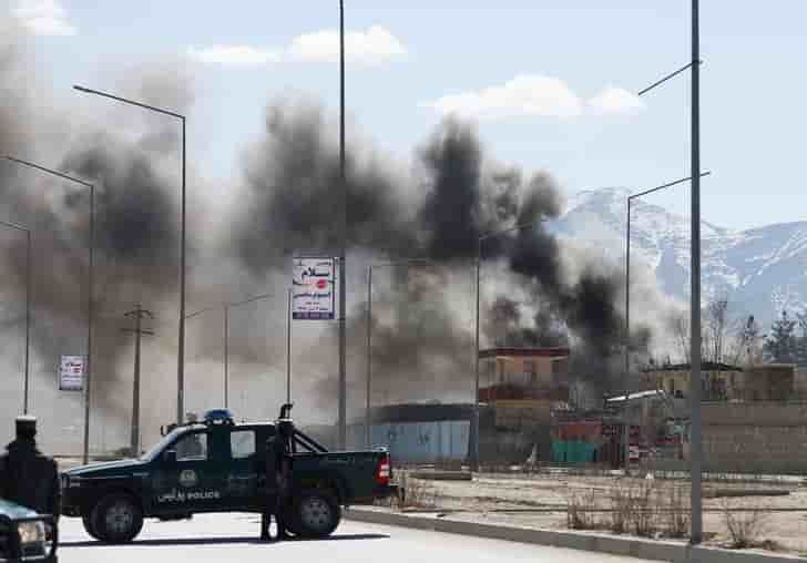 Les taliban afghans "prets a dialoguer" en vue d'une solution