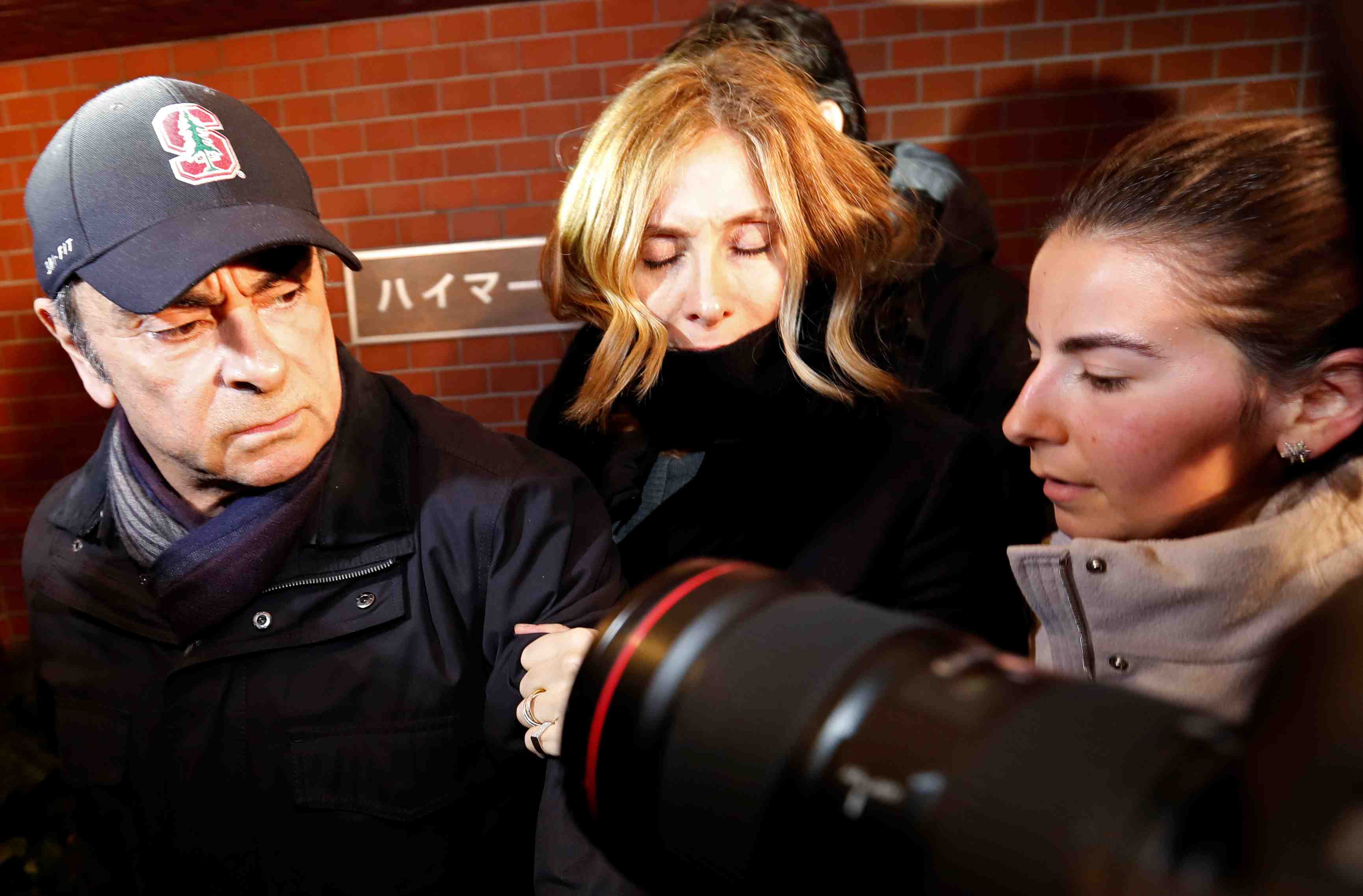 L'epouse de carlos ghosn de retour au japon pour temoigner