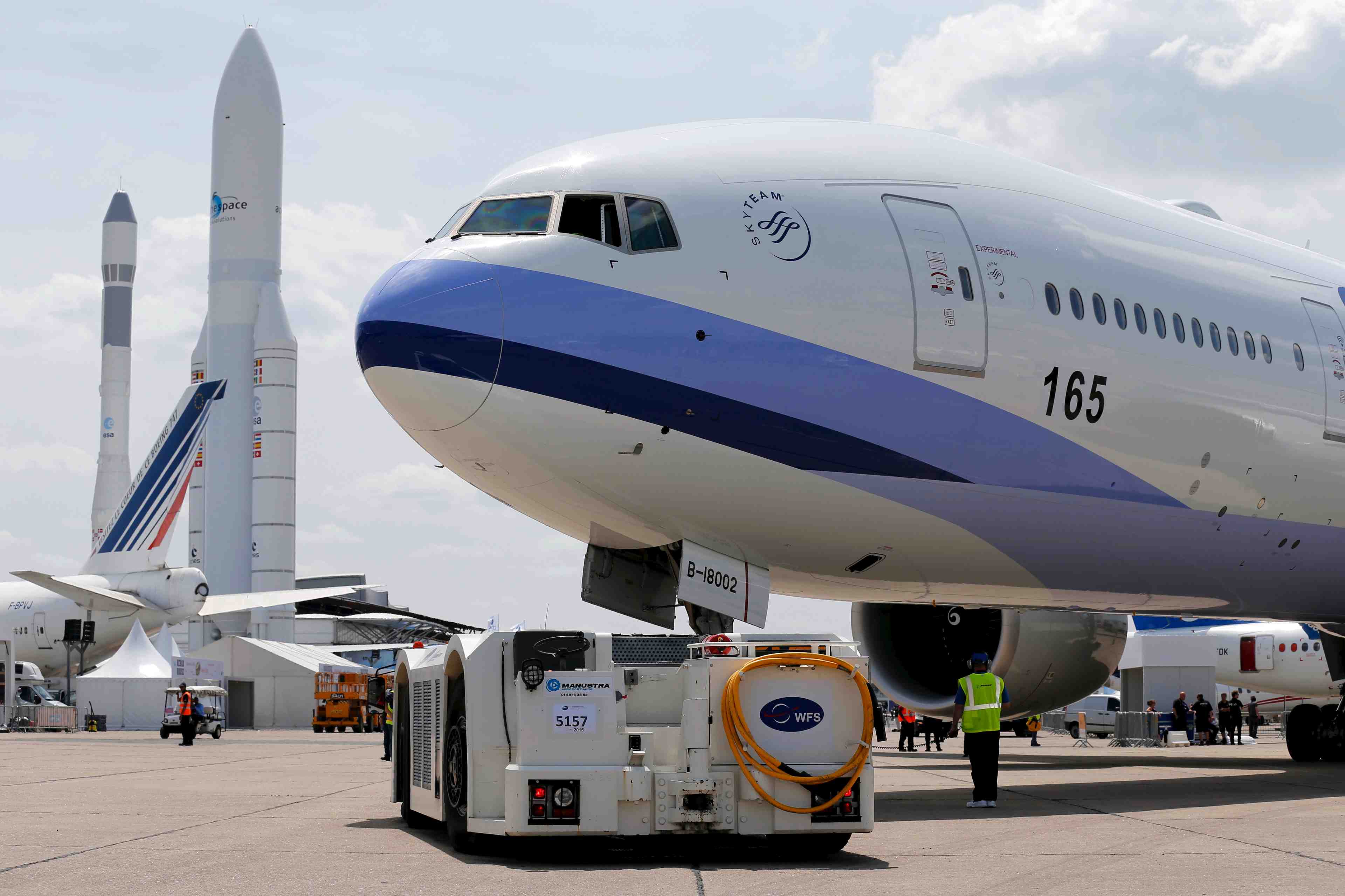 Airbus et boeing optimistes sur le marche aeronautique mondial 