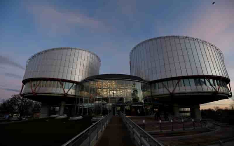 D’anciens espions russes font condamner moscou a strasbourg