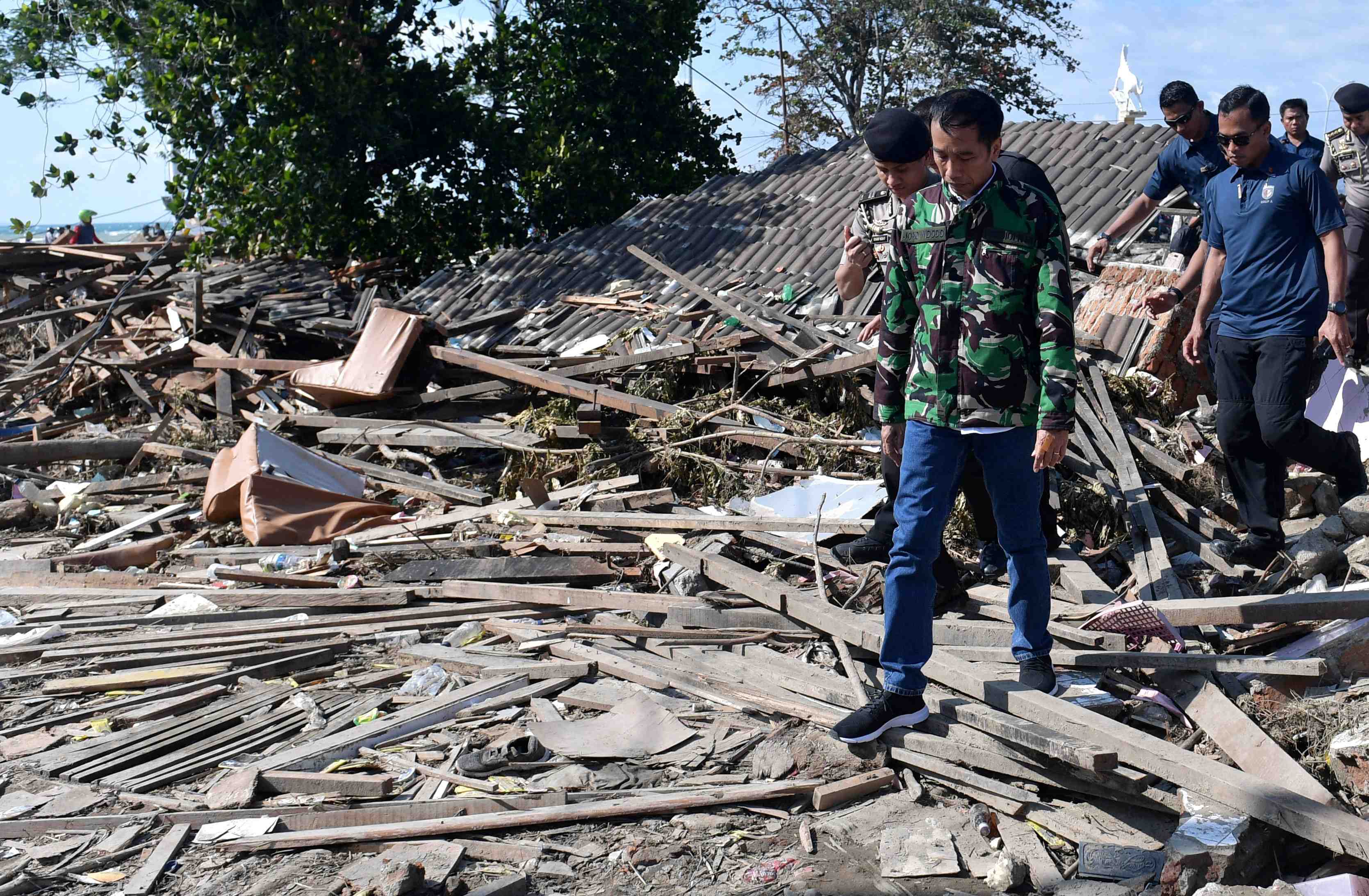 Djakarta va accepter l'aide internationale apres le seisme